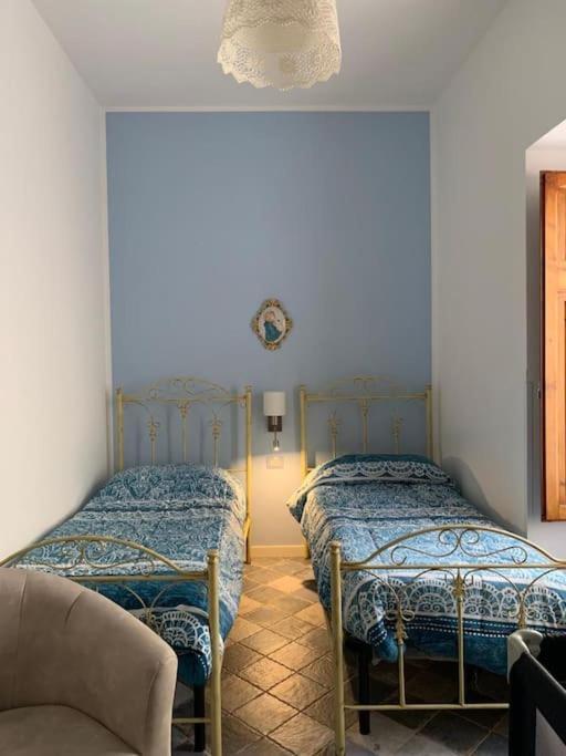 Angelina'S Apartment Cefalu Bagian luar foto